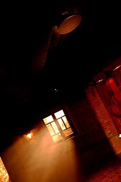 “不眠之夜”在上海上演，采用金沙js93252商用安装系统